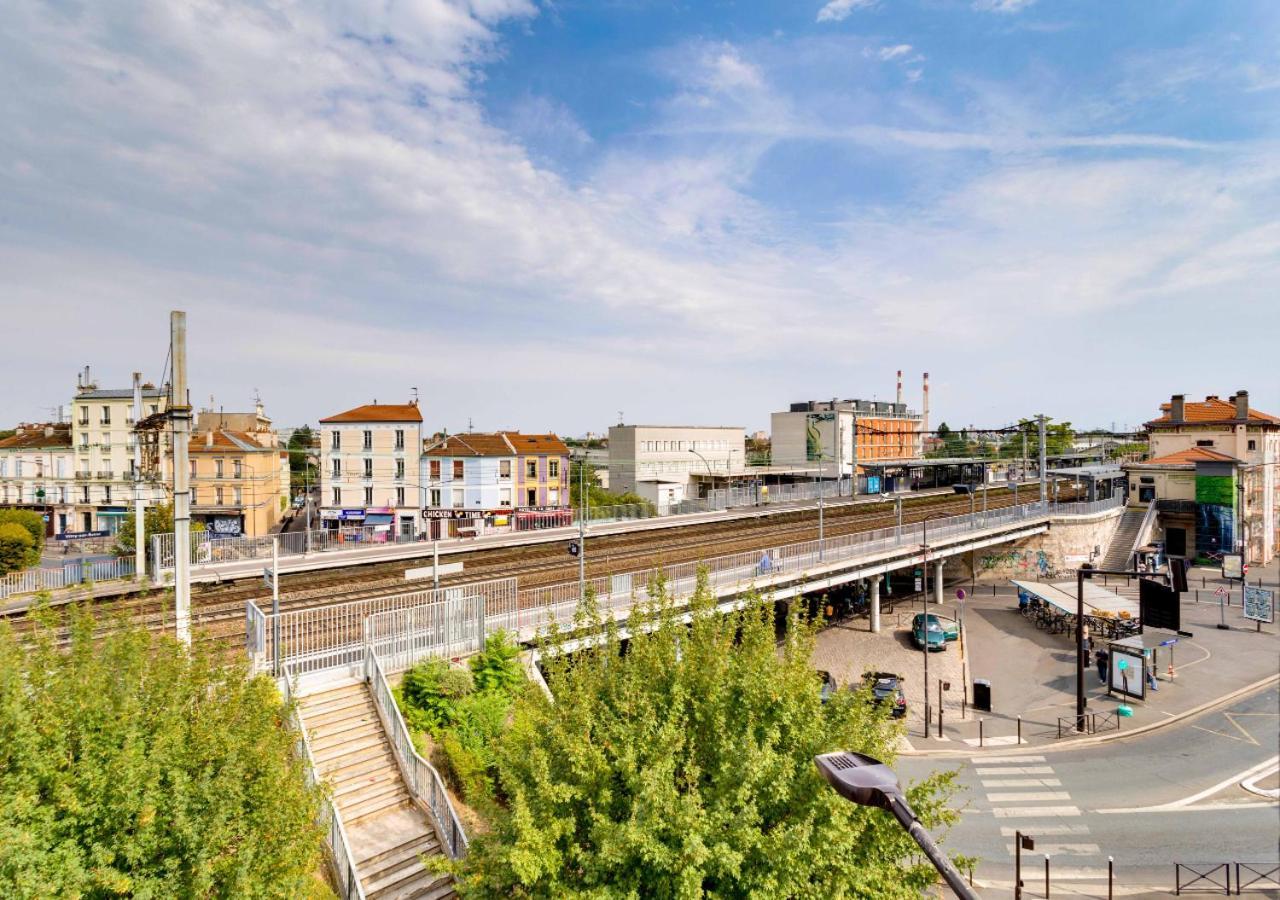 Au Pied De La Gare Aux Portes De Paris Vitry-sur-Seine Dış mekan fotoğraf